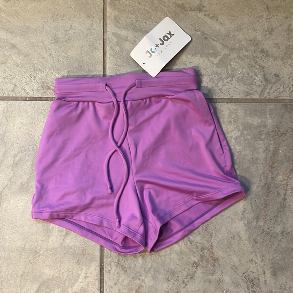 Jo and Jax Bright Lavender Motion shorts. Size Youth small (5-8 age) Never worn!